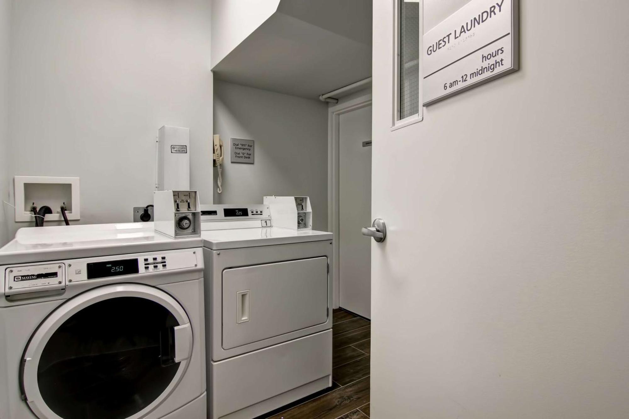 Hampton Inn & Suites By Hilton Calgary-Airport Luaran gambar